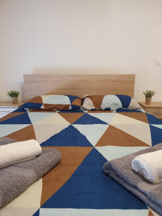 Idea Lux Apartment София Екстериор снимка
