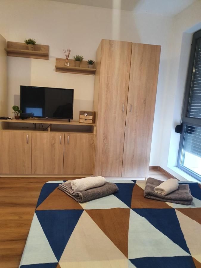 Idea Lux Apartment София Екстериор снимка